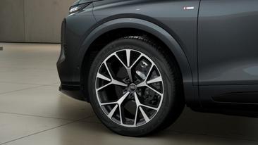 Audi Q7 SUV TDI Quattro Tiptronic — photo 5