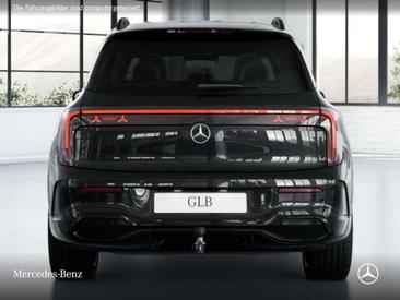 Mercedes GLB 250 Night Edition — photo 6