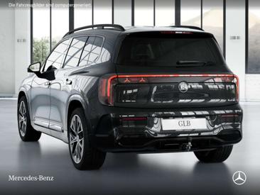 Mercedes GLB 250 Night Edition — photo 20