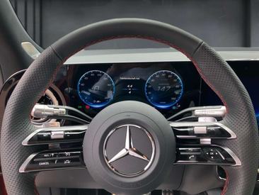 Mercedes GLB 250 Night Edition — photo 8