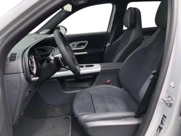 Mercedes GLB 350 — photo 6