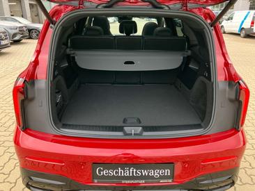 Mercedes GLB 250 Night Edition — photo 10