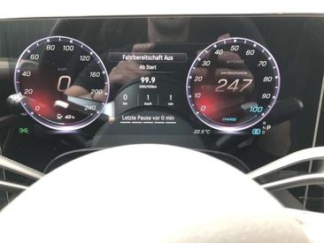 Mercedes GLB 350 — photo 10