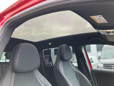 Mercedes GLB 250 Night Edition — photo 18