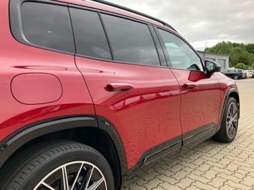 Mercedes GLB 250 Night Edition — photo 26