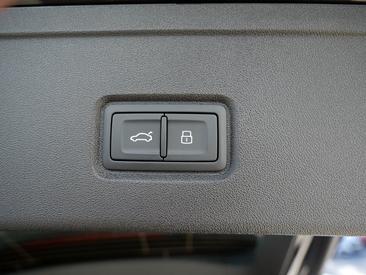 Audi Q7 SUV TDI Quattro Tiptronic — photo 28