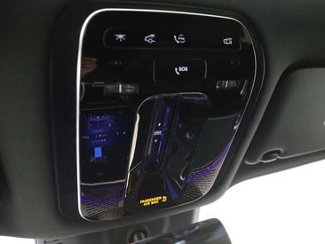 Mercedes EQE 500 Sport — photo 22