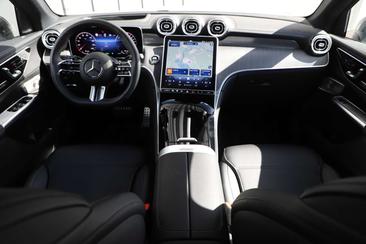 Mercedes GLC 400 AMG Line — photo 10