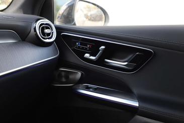 Mercedes GLC 400 AMG Line — photo 12