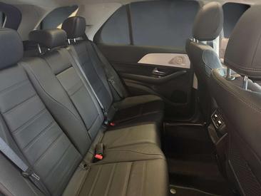 Mercedes GLE 300 — photo 9