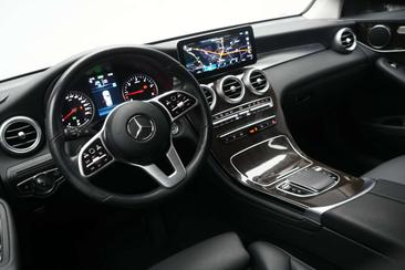 Mercedes GLC 300 — photo 13