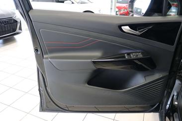 Volkswagen ID.4 GTX 4Motion — photo 11