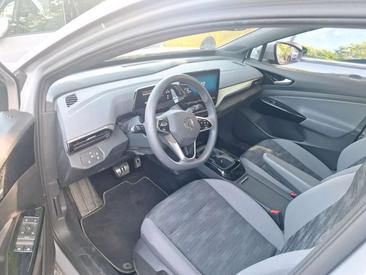 Volkswagen ID.4 Pro Performance — photo 5