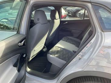 Volkswagen ID.4 Pro S — photo 9