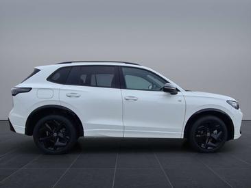 Volkswagen TIGUAN 2.0 TDI — photo 8