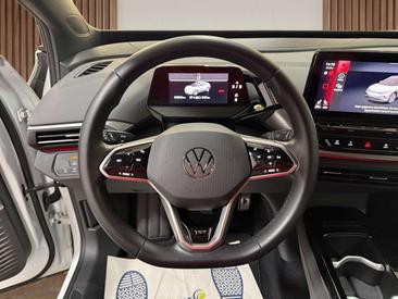 Volkswagen ID.4 Pro Performance — photo 14