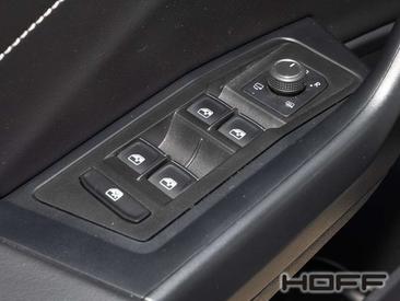 Volkswagen T-Roc 1.5 TSI — photo 4