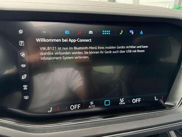 Volkswagen Touareg EHybrid — photo 8