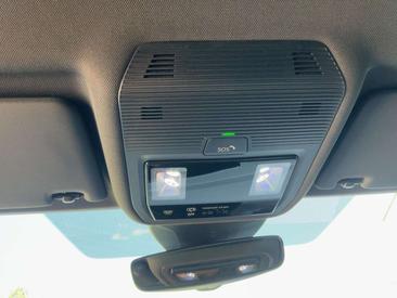 Volkswagen ID.4 Pro Performance — photo 17