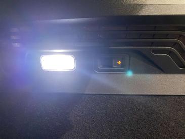 Volkswagen ID.4 Pro — photo 14