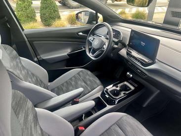 Volkswagen ID.5 Coupé SUV Pro Performance — photo 9