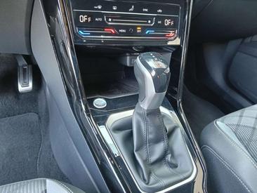 Volkswagen T-Roc Crossover 2.0 TDI DSG 4Motion — photo 13