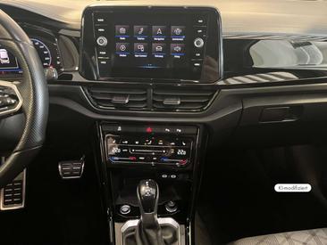 Volkswagen T-Roc 2.0 TSI 4MOTION — photo 11