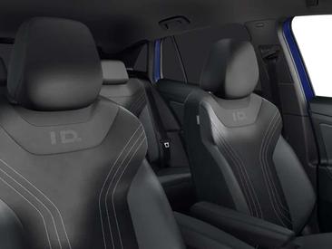 Volkswagen ID.4 Pro — photo 5