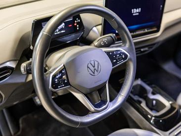 Volkswagen ID.4 Pro — photo 36