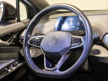 Volkswagen ID.4 Pro — photo 37