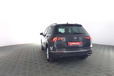 Volkswagen TIGUAN 2.0 TDI — photo 2