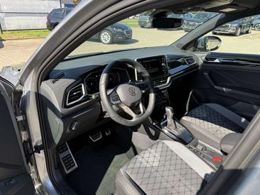 Volkswagen T-Roc 1.5 ETSI — photo 15