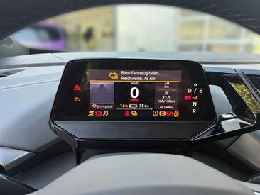 Volkswagen ID.5 Pro — photo 9