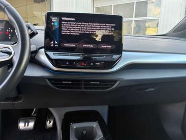 Volkswagen ID.5 Pro — photo 12