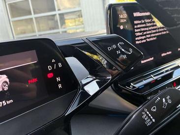 Volkswagen ID.5 Pro — photo 13