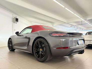 Porsche 718 Cabriolet Boxster — photo 5