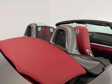 Porsche 718 Cabriolet Boxster — photo 9