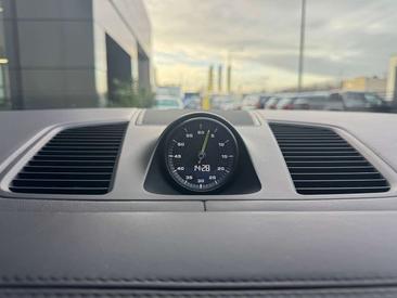Porsche Cayenne III — photo 15