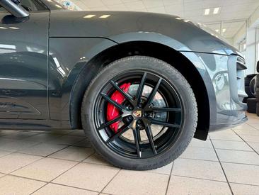 Porsche Macan I GTS — photo 6