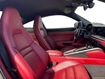 Porsche 911 Carrera S — photo 13
