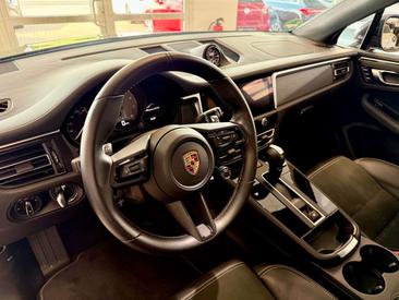 Porsche Macan I GTS — photo 16
