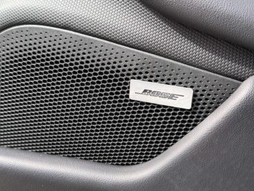 Porsche Taycan Turbo — photo 15
