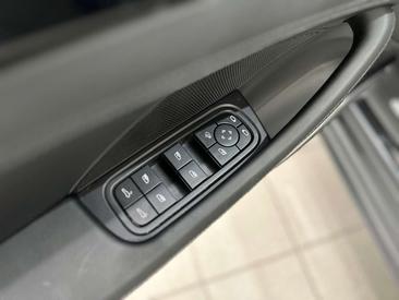 Porsche Panamera — photo 19
