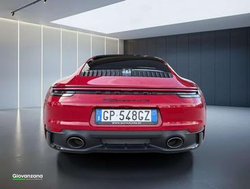 Porsche 911 Carrera 4 GTS — photo 3