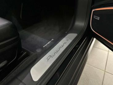 Porsche Panamera — photo 32