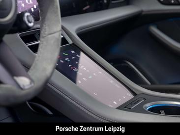 Porsche Taycan Turbo — photo 29