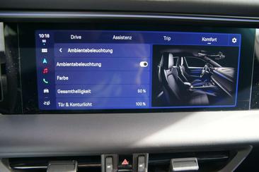 Porsche Macan I 4 Electric — photo 28