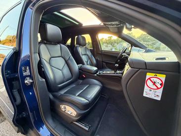 Porsche Macan — photo 10