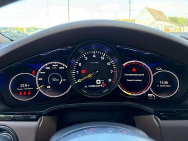 Porsche Cayenne III — photo 41
