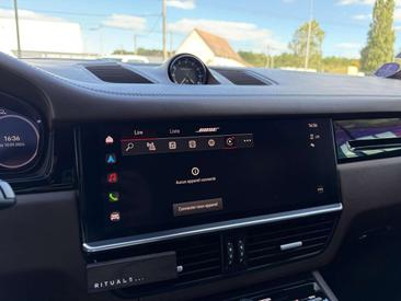 Porsche Cayenne III — photo 46
